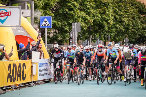 Startschuss bei einem Radrennen.